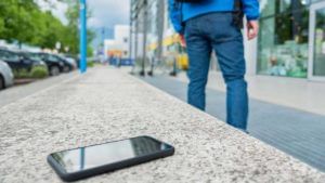 Smart Phone Lost: మీ స్మార్ట్ ఫోన్ పోయింది.. అయితే, వెంటనే ఈ పనులు చేయాల్సిందే..!