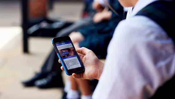 Social Media: సోషల్ మీడియా పిల్లలపై సానుకూల ప్రభావం చూపుతోంది.. సర్వేలో షాకింగ్ విషయాలు
