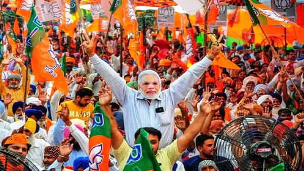BJP: భారీ ప్లాన్తో దూసుకొస్తున్న తెలంగాణ బీజేపీ.. రెండు రోజులపాటు హైదరాబాద్లోనే 300 మంది జాతీయ నేతలు..