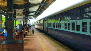Indian Railways: రైల్వే ప్రయాణీకులకు గుడ్ న్యూస్.. పట్టాలెక్కనున్న మరో 97 స్పెషల్ ట్రైన్స్..