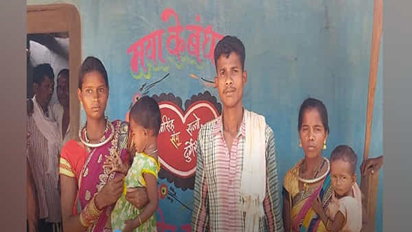 Love story: ఇదో విచిత్ర వివాహం.. ఒకే వేదికపై ఇద్దరికి మూడుముళ్లు వేసిన వరుడు..! పైగా..