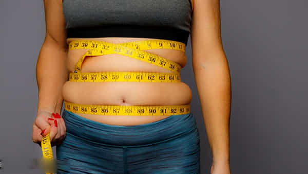 Weight loss Surgery: వికటించిన వెయిట్ లాస్ సర్జరీ.. లబోదిబోమంటున్న మహిళ..