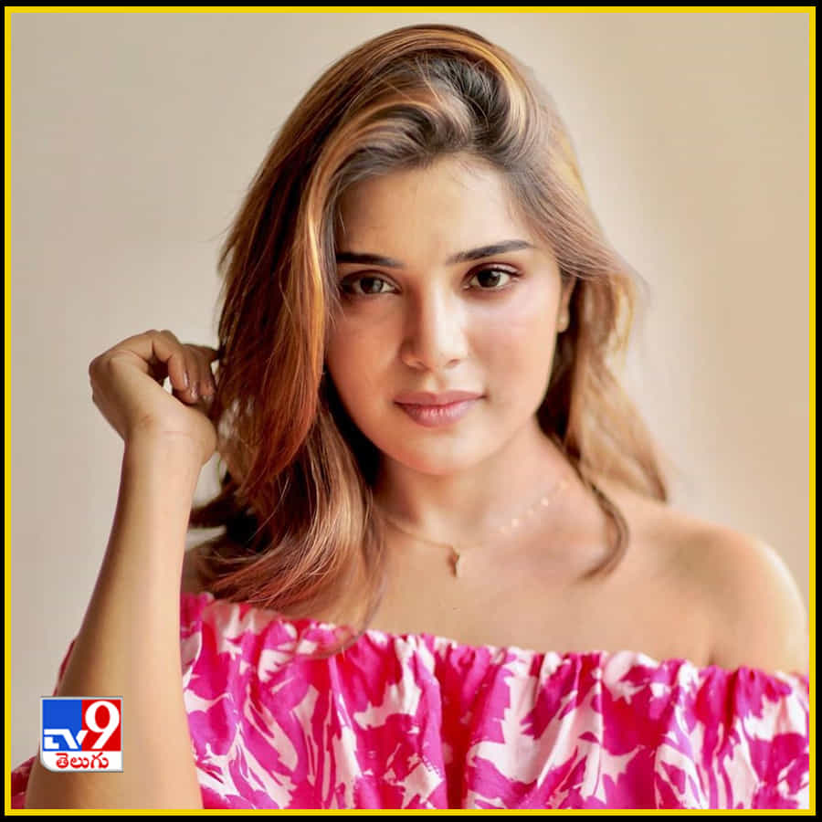 Aathmika New Photos. Credit by: Aathmika /Instagram