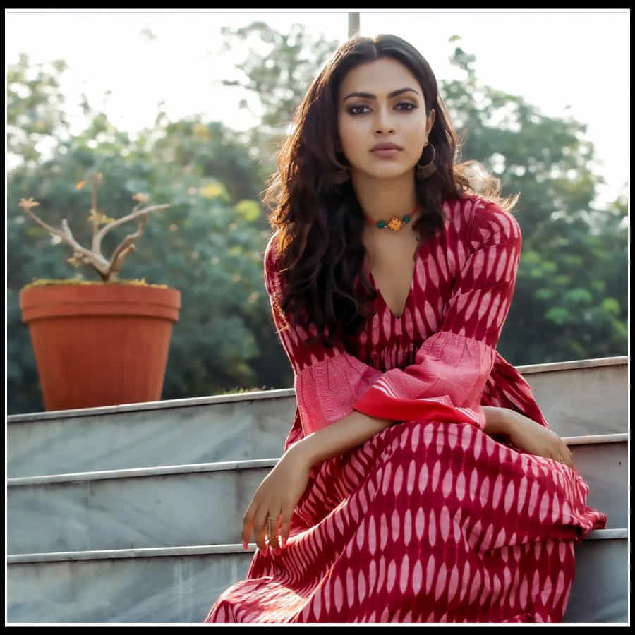 Amala Paul : ఫొటోస్ తో ఫ్యాన్స్ ను అలరిస్తున్న ముద్దుగుమ్మ అమల పాల్..