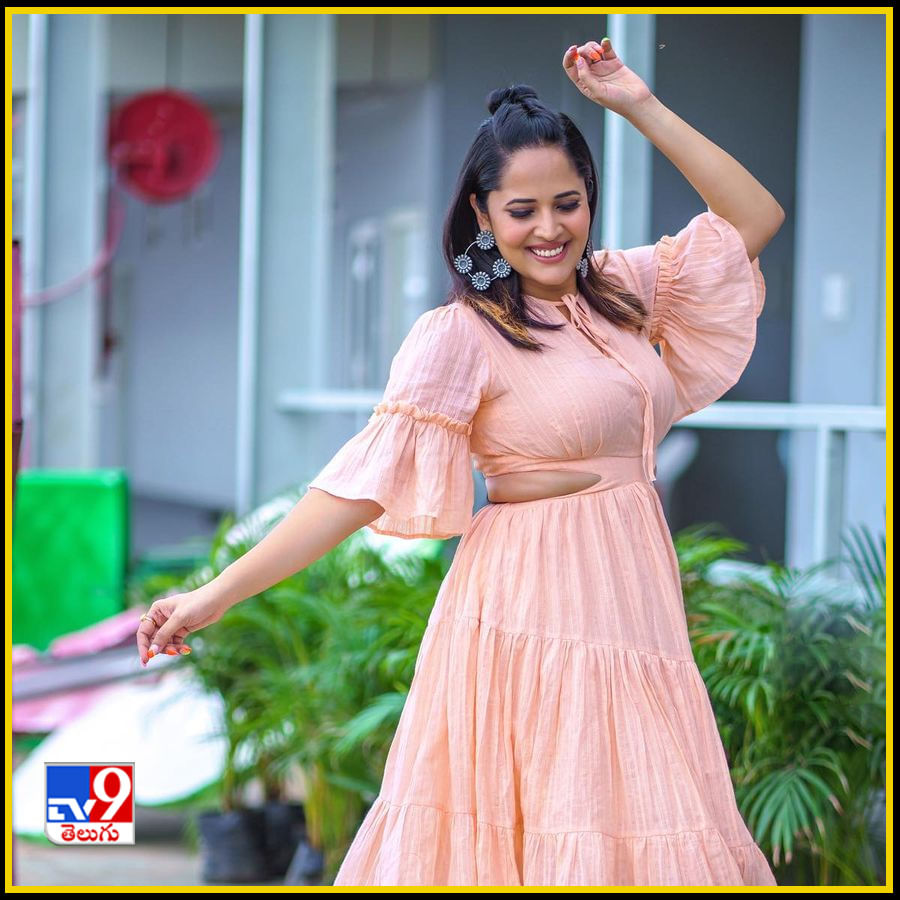 Anasuya Bharadwaj New Photos. Credit by:Anasuya Bharadwaj/Instagram