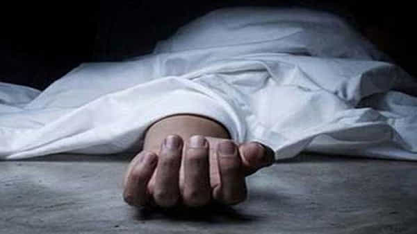 Andhra Pradesh: విషాదం మిగిల్చిన వర్షం.. గోడ కూలి ఇద్దరి మృతి.. మరో ముగ్గురికి తీవ్రగాయాలు..