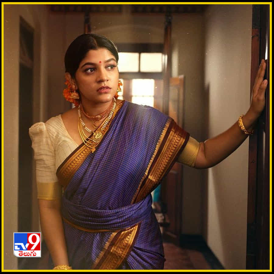 తన నేచురల్ యాక్టింగ్తో సినిమాకే అందం తీసుకువచ్చారు. తను తప్ప ఇంకెవరూ ఆ పాత్ర పోషించలేరనే స్థాయిలో జీవించారు.