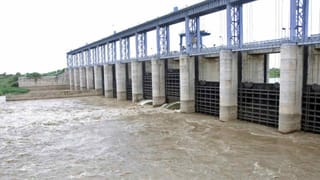 Pakistan: పాక్‌ చరలో 682 మంది భారత్‌ ఖైదీలు