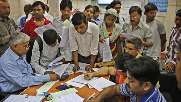 Viral: యువతితో మాటలు కలిపాడు.. కొద్దిసేపటికి అదృశ్యమయ్యాడు.. కట్ చేస్తే ఊహించని ట్విస్ట్!