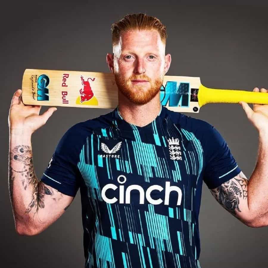 బెన్ స్టోక్స్ నికర విలువ గురించి మాట్లాడితే, అతను 11 మిలియన్ డాలర్ల కంటే ఎక్కువనే ఉంది. అతని ప్రధాన ఆదాయ వనరు క్రికెట్. ఇది కాకుండా, అతను IPL నుంచి కూడా చాలా ఎక్కువ డబ్బు సంపాదించాడు.