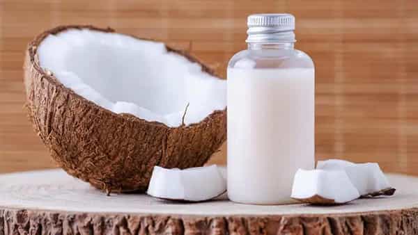 Hair Care Tips: కొబ్బరి నూనెతో నేచురల్ షాంపూ.. ఇంట్లోనే ఇలా తయారు చేసుకోండి..