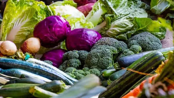 Diabetes Diet: షుగర్ భాదితులకు ఊరట.. ఈ మూడు కూరగాయలు ఇన్సులిన్గా పనిచేస్తాయి.. రక్తంలో చక్కెర స్థాయిలు కంట్రోల్ చేస్తాయి..
