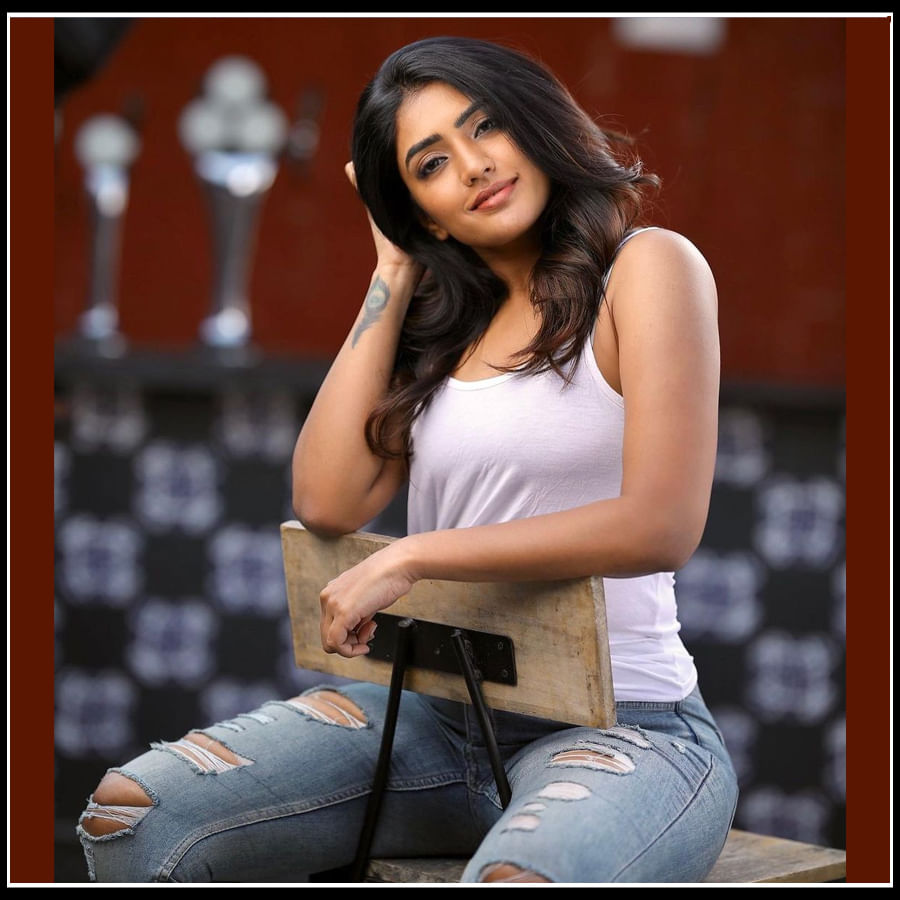 Eesha Rebba: చూపుతిప్పుకోలేని ఈషా అందాలు.