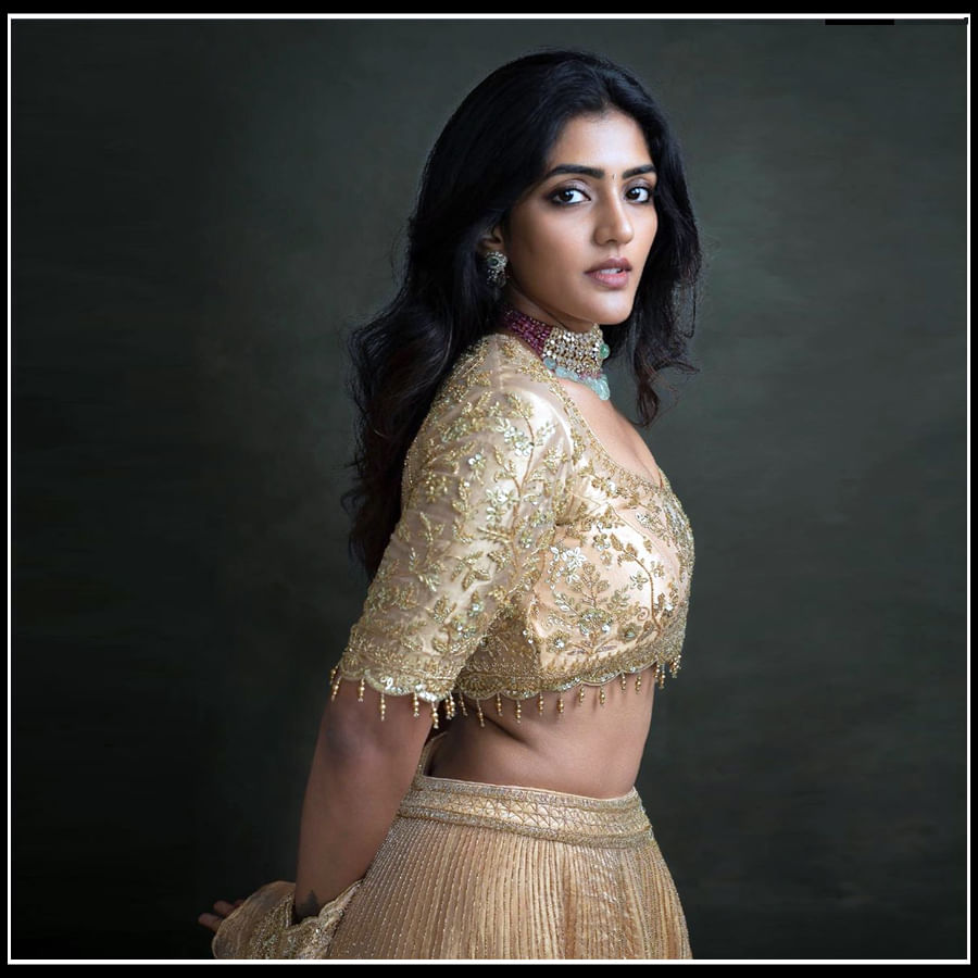 Eesha Rebba: పసిడి వర్ణంలో ఇషా రెబ్బ తళుకులు చూడతరమా 