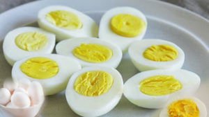 Egg Benefits: గుడ్డులోని పచ్చసొన గుండె ఆరోగ్యానికి మంచిదా..? కాదా..? ఇదిగో క్లారిటీ