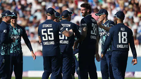 India vs England 2nd ODI : పోరాడి ఓడిన భారత్ .. 100 పరుగుల తేడాతో ఇంగ్లాండ్ విజయం