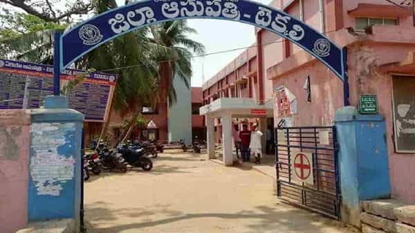 Food Poison : దారుణం.. పుట్టగొడుగులు తిని 18 మందికి అస్వస్థత.. బాధితుల్లో పసిపిల్లలు కూడా..