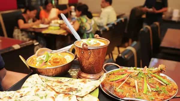 Hotel Service Charge: కస్టమర్లకు గుడ్న్యూస్.. హోటళ్లు, రెస్టారెంట్లలో ఇకపై సర్వీస్ చార్జీలకు నో ఛాన్స్..