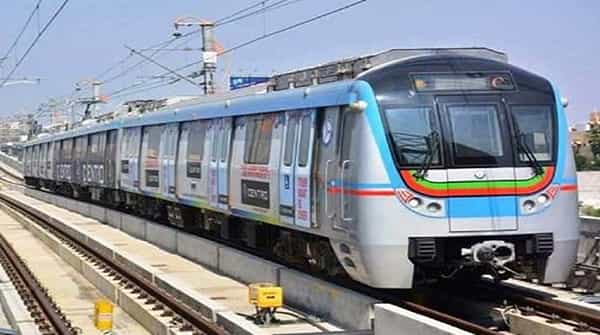 Hyderabad: మెట్రోలో మరోసారి సాంకేతిక లోపం.. ఆ రూట్లో గంట ఆలస్యంగా నడుస్తున్న రైళ్లు