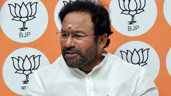 Telangana: కేసీఆర్ పై కేంద్రమంత్రి కిషన్ రెడ్డి ఫైర్.. సీఎంకు వ్యవస్థలపై గౌరవం లేదంటూ ఘాటు వ్యాఖ్యలు