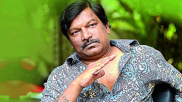 Krishna Vamsi: ఓటీటీలోకి ఎంట్రీ ఇవ్వనున్న క్రియేటివ్ డైరెక్టర్.. ఏకంగా రూ. 300 కోట్ల బడ్జెట్తో భారీ ప్లాన్..