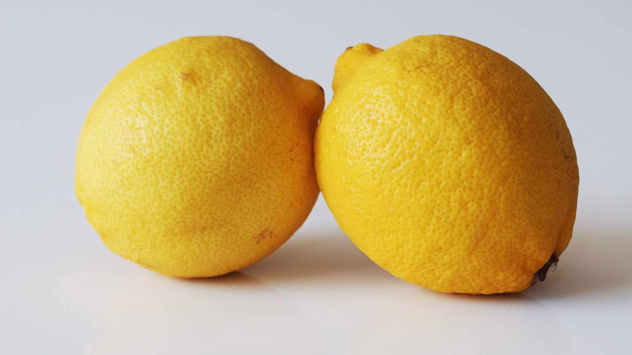 Lemon magic: నిమ్మకాయ మ్యాజిక్.. మొండి  మరకలను ఇట్టే మయం చేయవచ్చు.. ఎలానంటే..