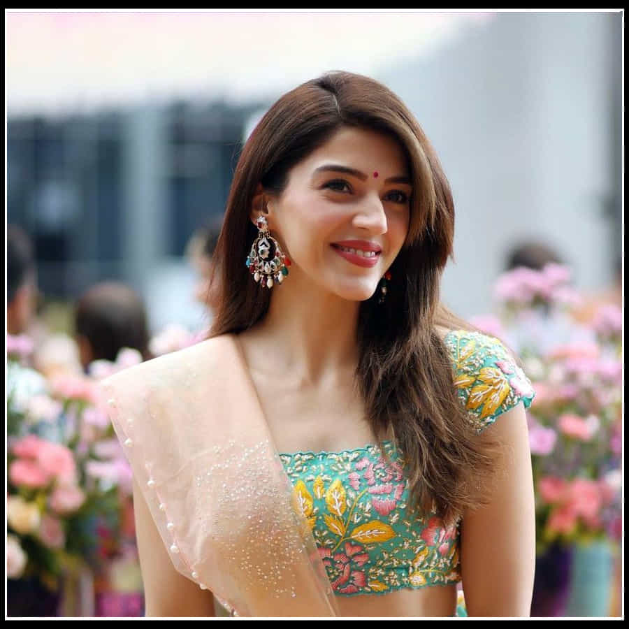 Mehreen Pirzada: జక్కన్న చెక్కిన శిల్పంలా కాకరేపుతున్న మెహరీన్ ఫొటోస్..