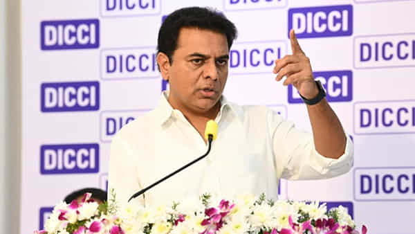 KTR: దళిత బంధు బఠాణీలు, పుట్నాల్లా పంచేందు కాదు.. పథకం ఉద్దేశమేంటో చెప్పిన కేటీఆర్..