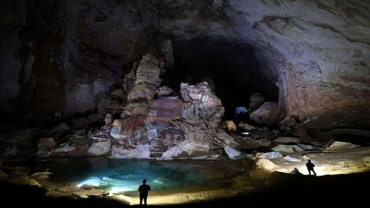 Mysterious Cave: అంతుచిక్కని రహస్యలతో నిండిన గుహ.. టికెట్‌ ధర కూడా ఖరీదే.. ఇంతకీ అందులో ఏముంది..?