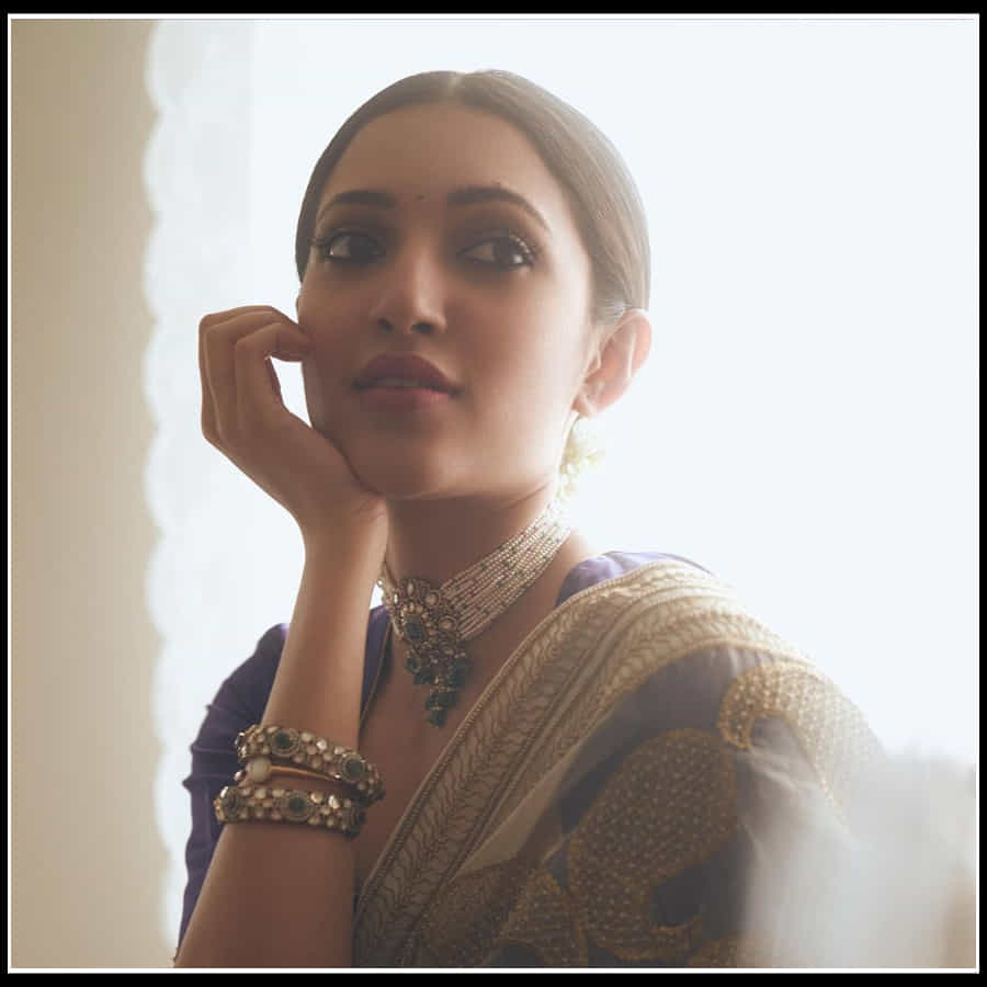 Neha Shetty: చూపుతిప్పుకోనివ్వకుండా చేస్తున్న నేహా శెట్టి ఫొటోస్