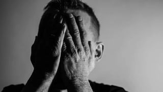 Honey Side Effects: తేనెను గోరువెచ్చని నీటిలో కలుపుకుని తాగుతున్నారా.. విషంగా మారొచ్చు జాగ్రత్త..