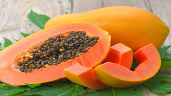 Papaya: మీకు బొప్పాయి తినే అలవాటుందా? పొరపాటున వీటితో కలిపి తిన్నారంటే విషంగా మారి..