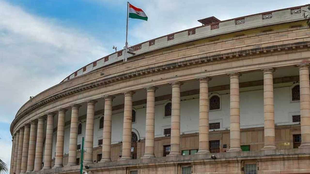 Parliament Monsoon Session 2022: డిజిటల్ మీడియాపై కేంద్రం ఫోకస్.. ఈ పార్లమెంట్ సమావేశాల్లోనే..