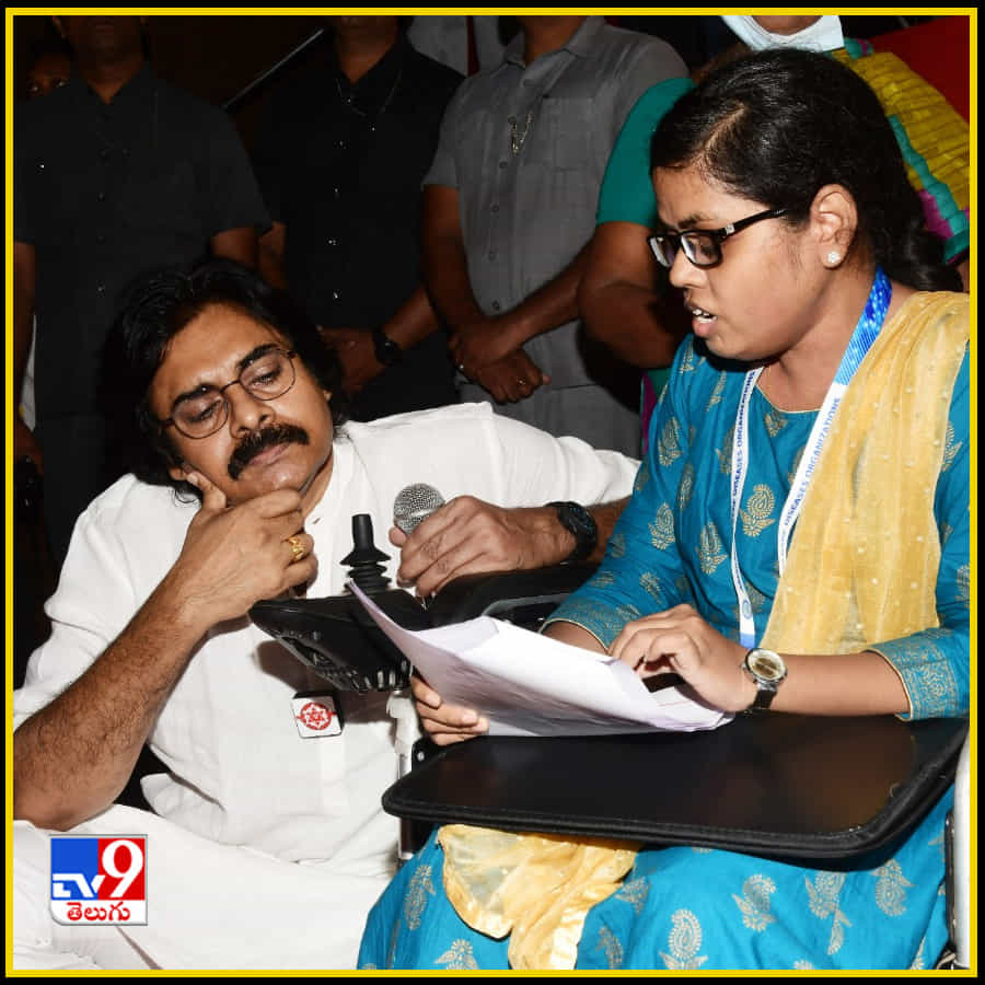 జనవాణి-జనసేన భరోసాకి తరలొచ్చిన వందలాది మంది ప్రజలు