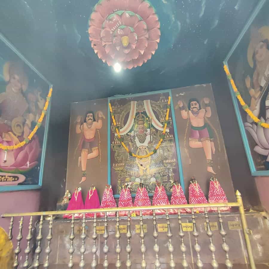  ఆలయానికి వచ్చే భక్తులకు ఎలాంటి అసౌకర్యాలు కలుగకుండా ఉండేందుకు ఆలయ నిర్వాహకులు ఏర్పాట్లు చేస్తున్నారు