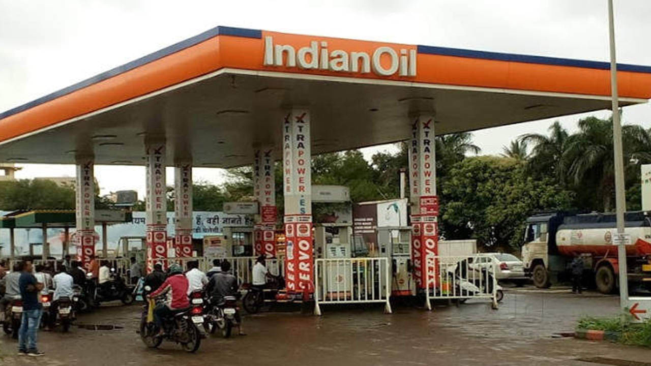 Petrol, Diesel Prices Today: దేశంలో పెట్రోల్‌, డీజిల్ ధరలు ఎలా ఉన్నాయి..? ఏ నగరంలో ఎంత?