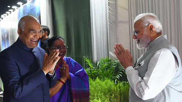 PM Modi: రాష్ట్రపతి కోవింద్కు గౌరవార్థంగా ప్రధాని మోడీ విందు.. సీఎం కేసీఆర్కు అందని ఆహ్వానం..