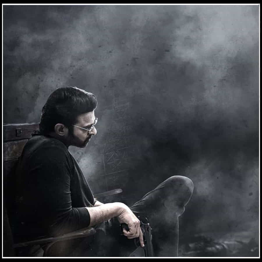 యాక్షన్ హీరోగా తిరుగులేని స్టార్ డమ్ సాధించారు. అయితే బాహుబలి తరువాత సాహో సినిమాతో పరవాలేదనిపించినా...తన ఇమేజ్ను పక్కన పెట్టి చేసిన రాధేశ్యామ్ మూవీతో మాత్రం ఆడియన్స్ను నిరాశపరిచారు డార్లింగ్.