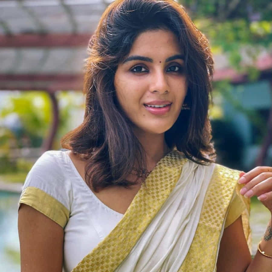 ప్రస్తుతం ఈ చిన్నది బ్యాక్ టు బ్యాక్ సినిమాలతో ఫుల్ బిజీ బిజీగా గడుపుతోంది.
