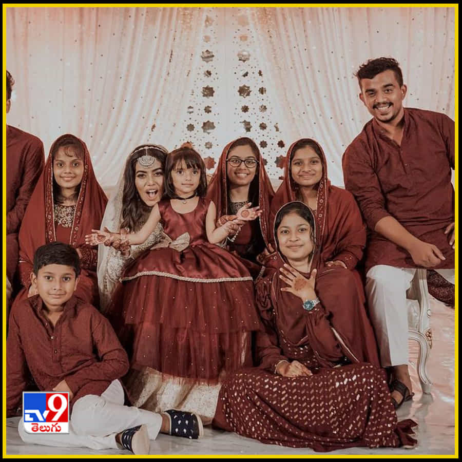 ముద్దుగుమ్మ షామ్నా ఖాసీ నిశ్చితార్ధం ఫోటోస్