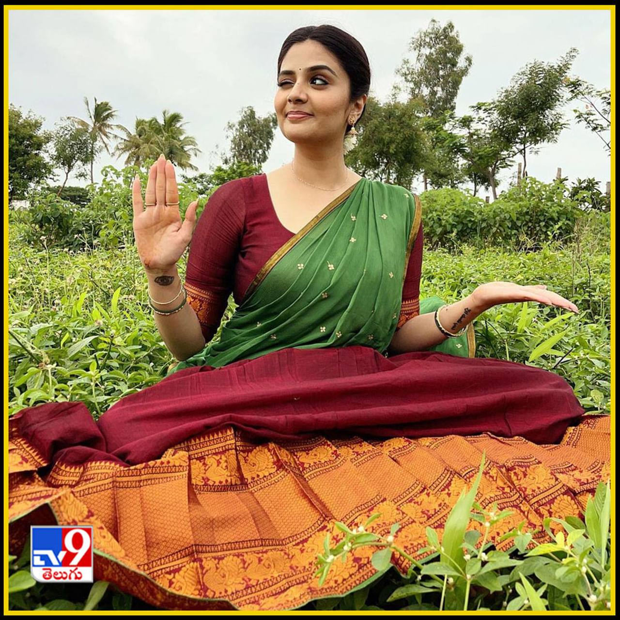 Sreemukhi New Photos. Credit by:Sreemukhi/Instagram