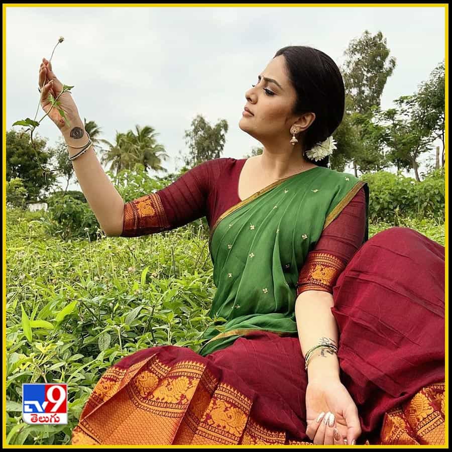 Sreemukhi New Photos. Credit by:Sreemukhi/Instagram