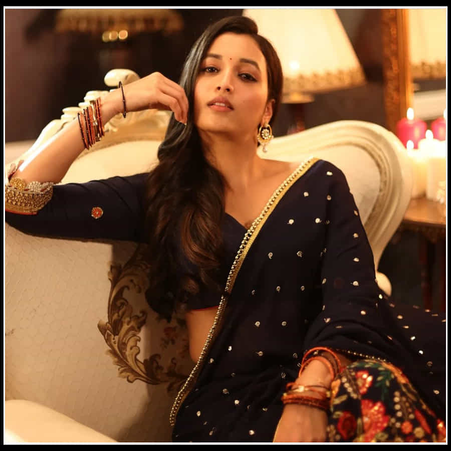 Srinidhi Shetty: గ్లామర్ డోస్ పెంచిన అందాల నిధి శ్రీ నిధి..