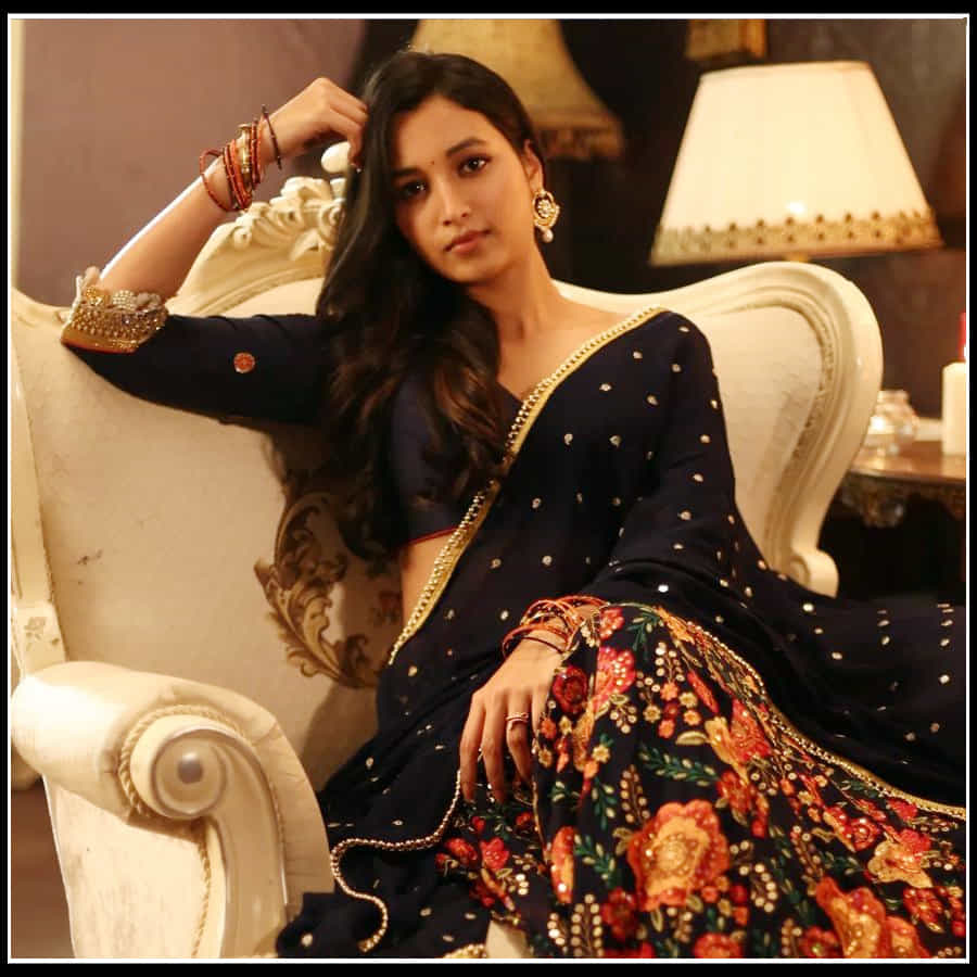 Srinidhi Shetty: గ్లామర్ డోస్ పెంచిన అందాల నిధి శ్రీ నిధి..