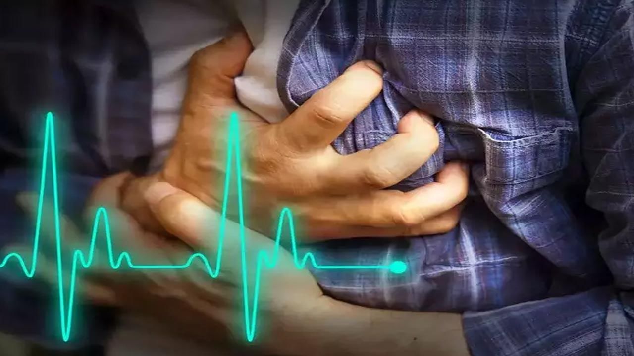 Sudden Heart Attacks: కోవిడ్ వ్యాక్సిన్లతో అలా జరగడం లేదు.. అసలు సంగతి చెప్పిన సైంటిస్టులు..