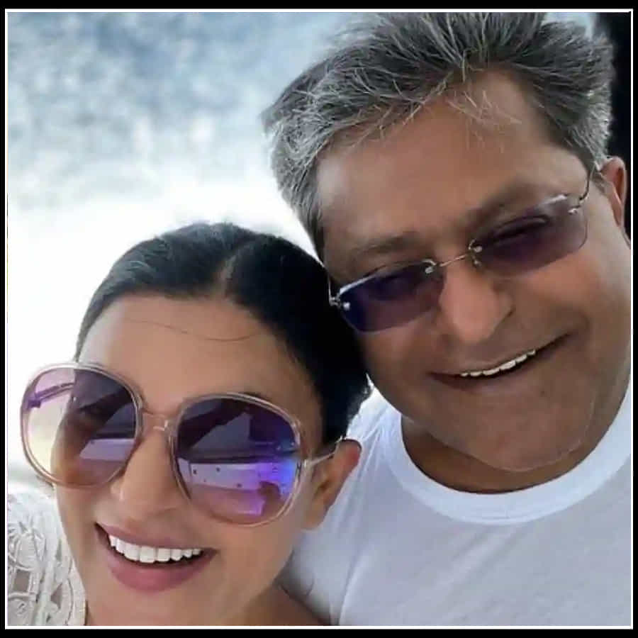 తనతో సన్నిహితంగా ఉన్న ఫోటోలను కూడా షేర్ చేసి అందర్నీ షాక్ చేశాడు. 'మై బెటర్ హాఫ్' అంటూ ముందు హడావిడి చేసి.. ఆ తరువాత జెస్ట్ డేటింగ్ మాత్రమే చేస్తున్నాం అంటూ.. క్లారిటీ ఇచ్చాడు. అయితే బాలీవుడ్ లో స్ట్రాంగ్ అండ్ ఇండివిడ్జ్యూవల్ ఉమెన్ గా పేరున్న సుస్మిత.. ఇంతకు ముందు చాలా మందితో ప్రేమ వ్యవహారం నడిపించారు.