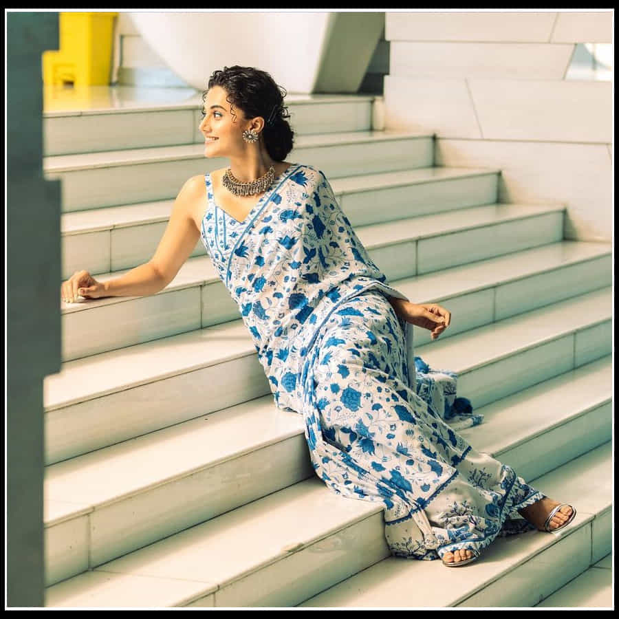 Taapsee Pannu: అందం తో ఆకట్టుకుంటున్న డైనమిక్ హీరోయిన్ తాప్సీ పన్ను...