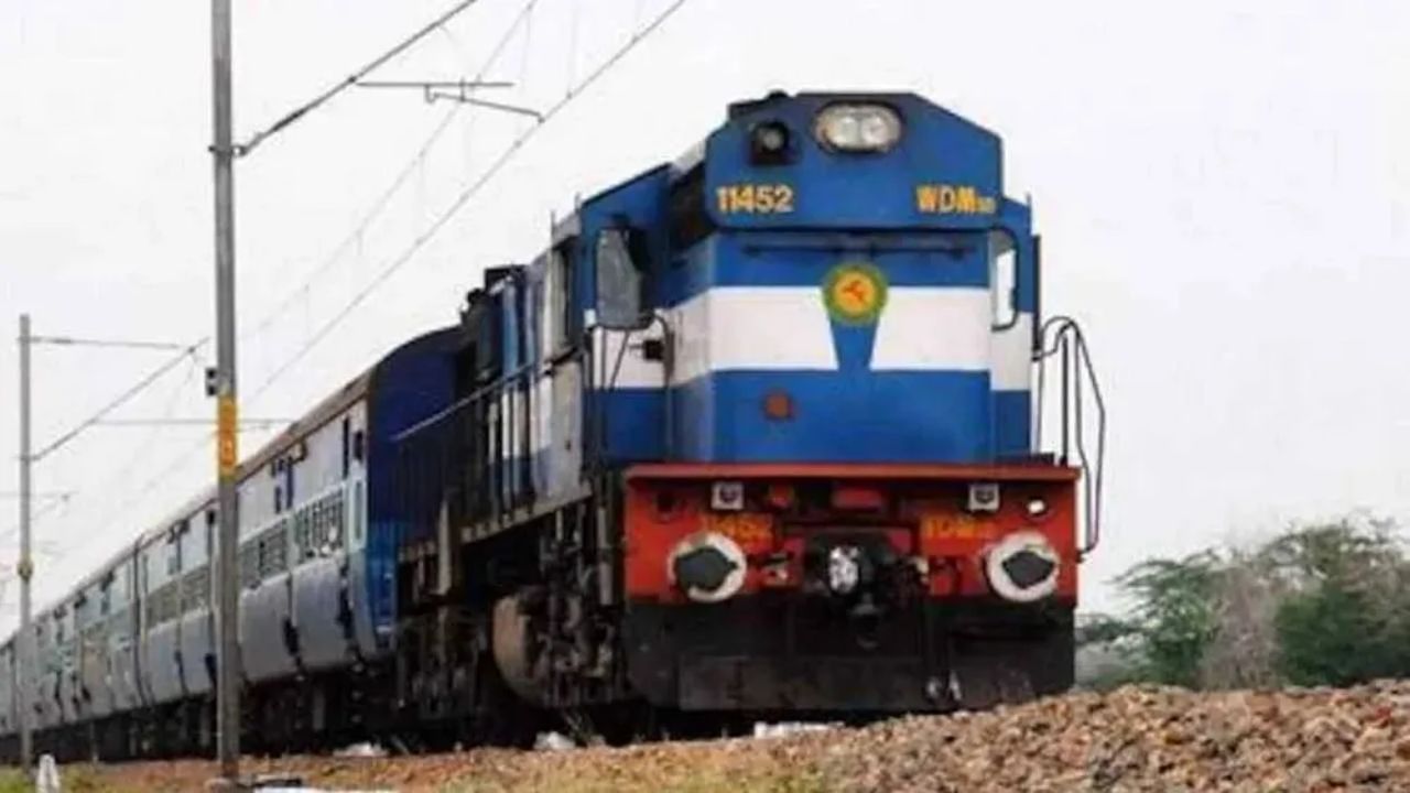 Indian Railways: రైల్వే ప్రయాణికులకు శుభవార్త.. కీలక ప్రకటన చేసిన ఐఆర్‌సీటీసీ.. ఇకపై ఆ డబ్బులు..