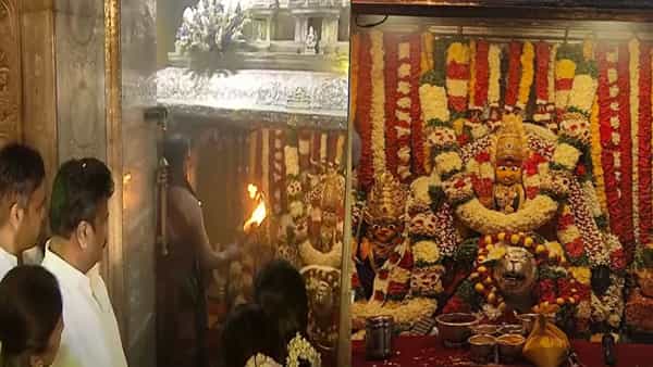 Bonalu 2022: మొదలైన మహంకాళి బోనాల జాతర.. బారులు తీరిన భక్తులు.. తొలిబోనం సమర్పించిన మంత్రి తలసాని