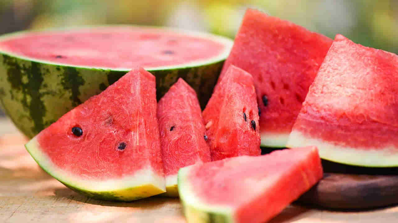 Watermelon Side Effects: పుచ్చకాయను ఇష్టంగా తింటున్నారా.? అయితే ఈ విషయాలు గుర్తించకపోతే.. నష్టం తప్పదు సుమా..